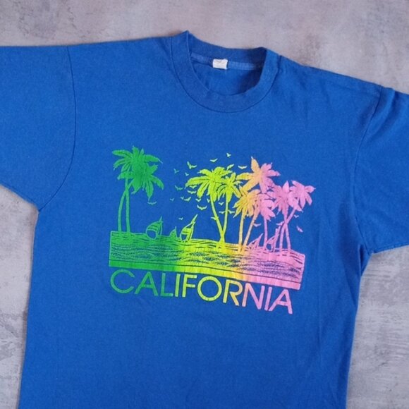 Vintage 90s California Beach Single Stitch T-Shirt Bloopers UNISEX - Picture 1 of 3